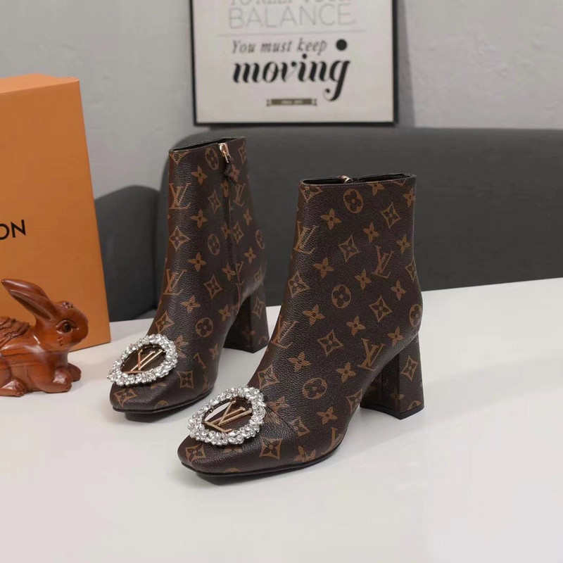 LVT BOOTS