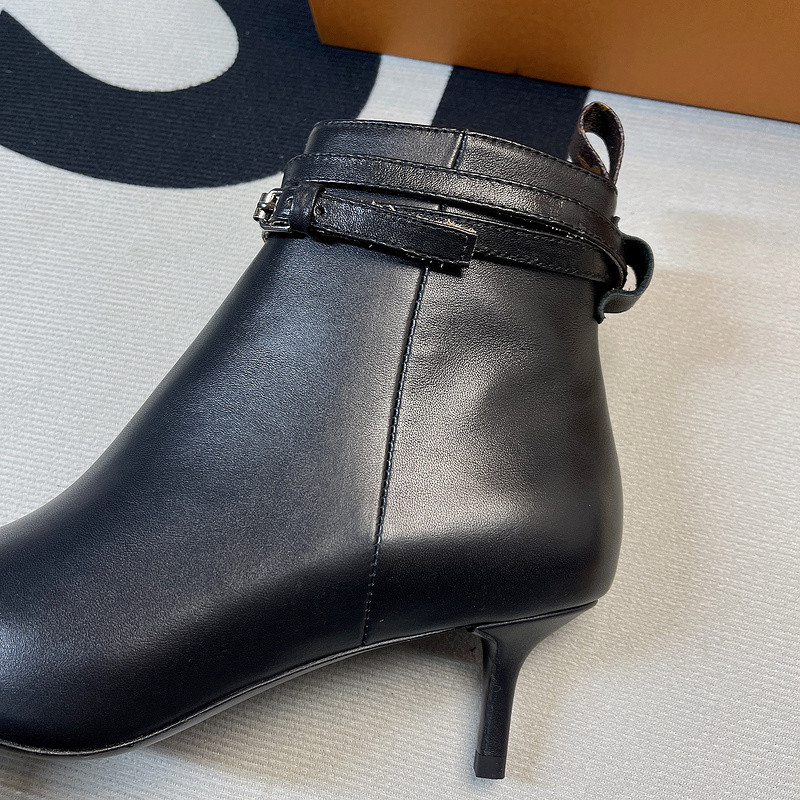 LVT BOOTS