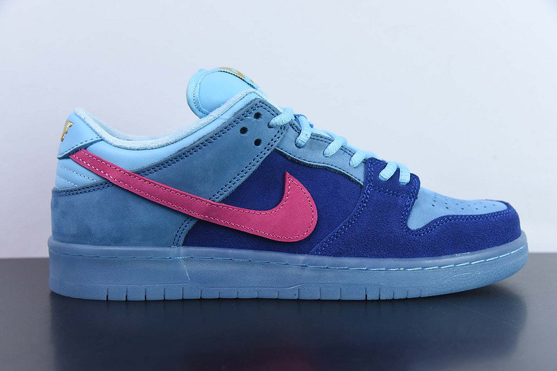 RUN THE JEWELS X NIKE SB DUNK LOW DO9404-400