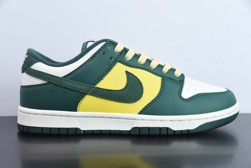 Nike Dunk Low SE Noble Green (Women