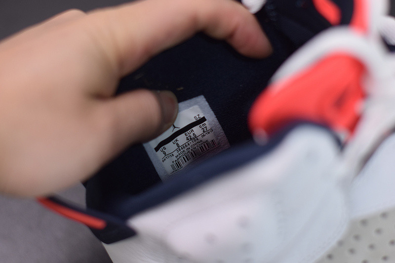 AIR JORDAN 6 RETRO "TINKER HATFIELD" 384664-104