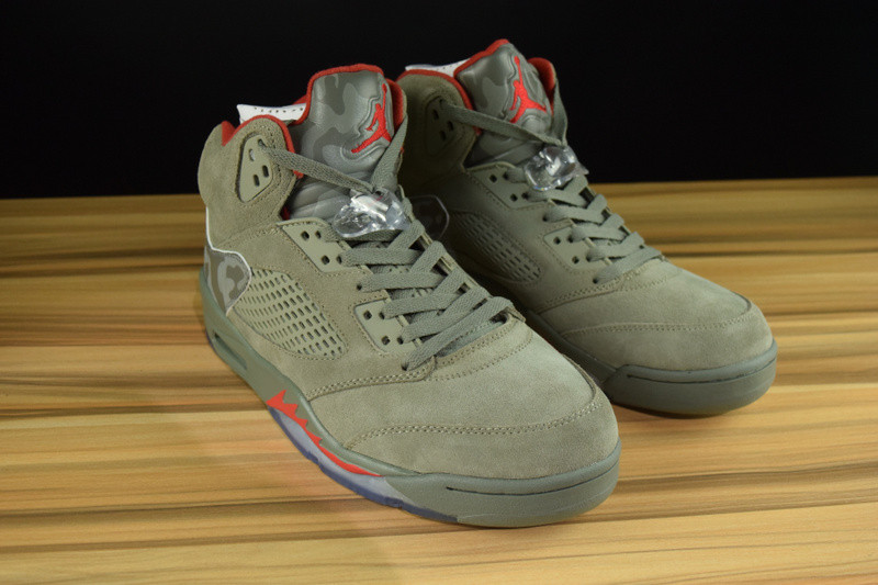 AIR JORDAN 5 RETRO 136027-051