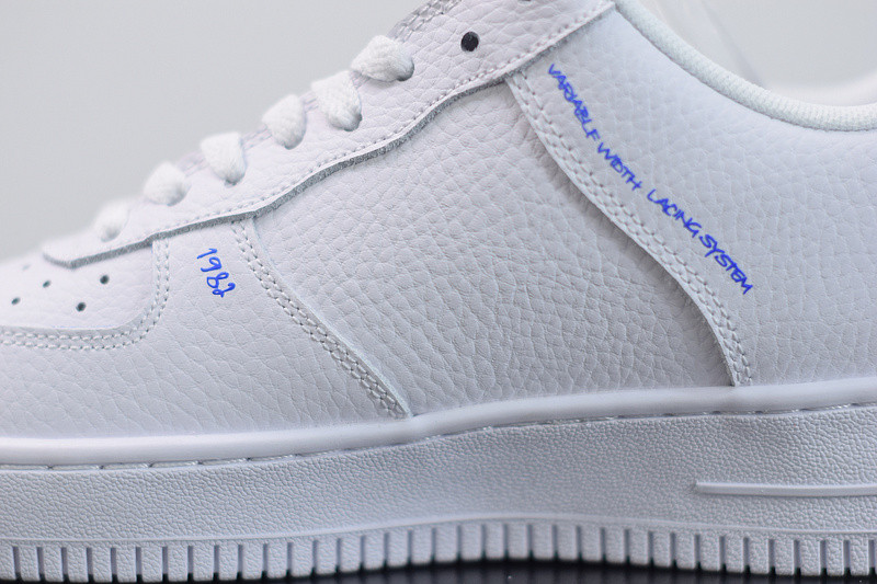 NIKE AIR FORCE 1 LOW “SKETCH” IN WHITE/BLUE CW7581-100