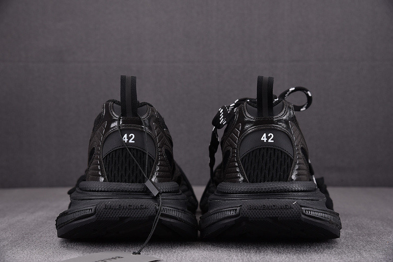 BC 3XL SNEAKER