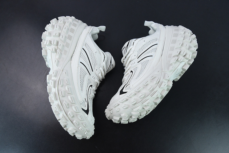 BC DEFENDER RUBBER PLATFORM SNEAKERS