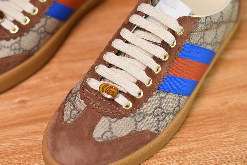 G*u*i jbg leather and suede