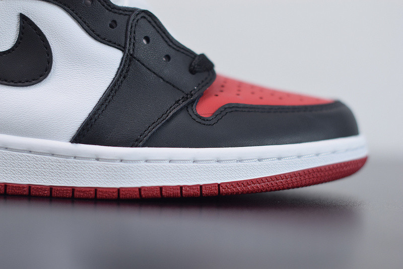 AIR JORDAN 1 RETRO HIGH OG "TOP 3" 555088-026