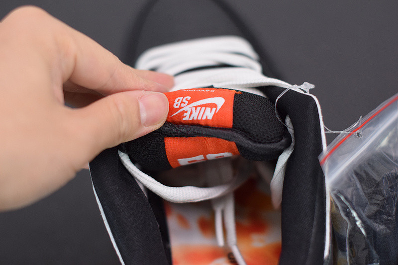 NIKE SB DUNK LOW “RAYGUN TIE-DYE” BQ6832-001