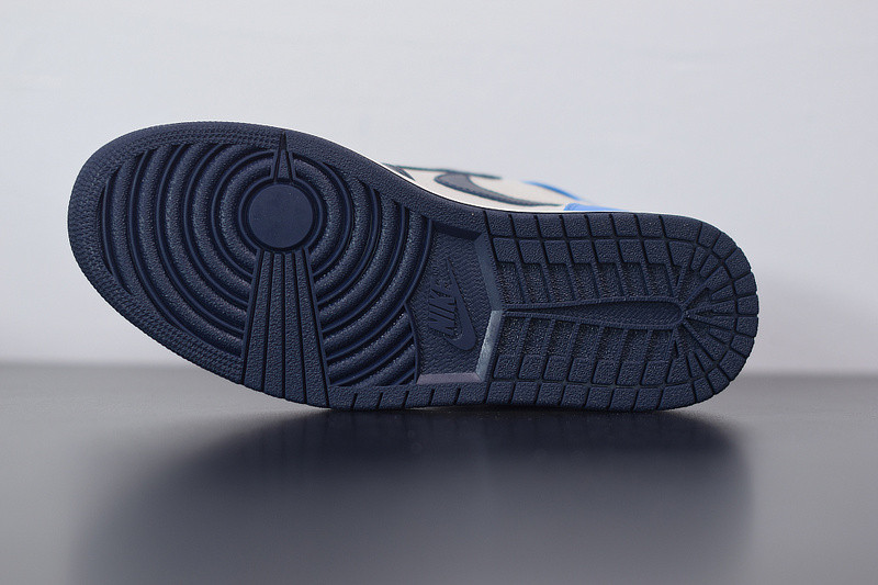 AIR JORDAN 1 RETRO HIGH OG 