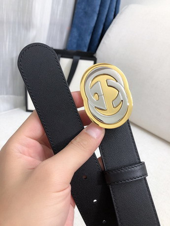 G*u*i belt