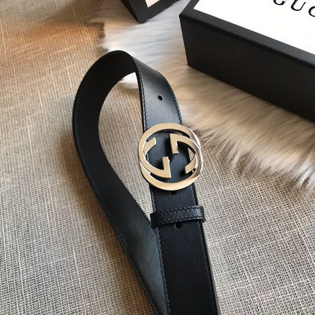 G*u*i belt