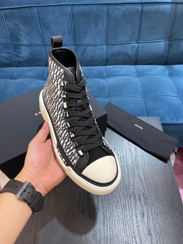 AMIRI stars court sneakers