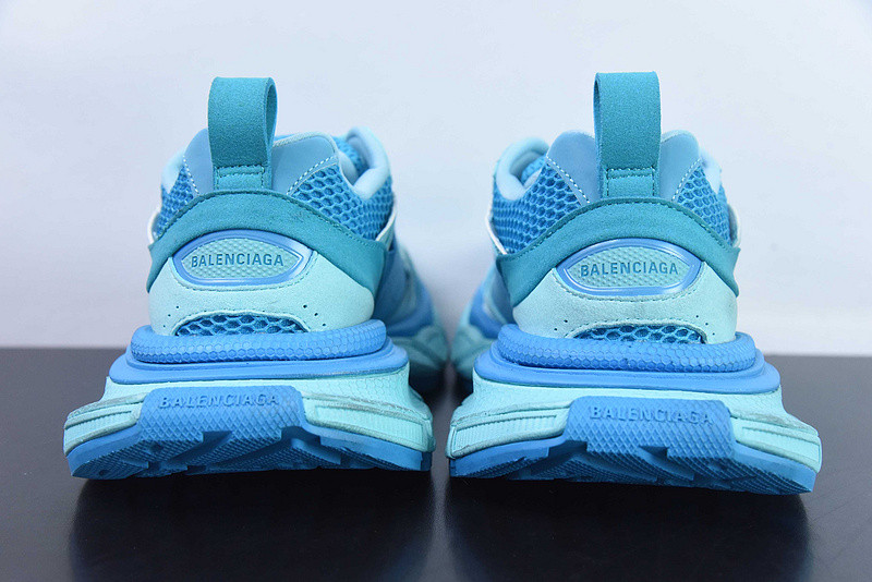 BC XL SNEAKERS
