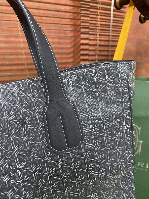Go*ard purse