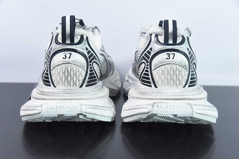 BC 3XL SNEAKER