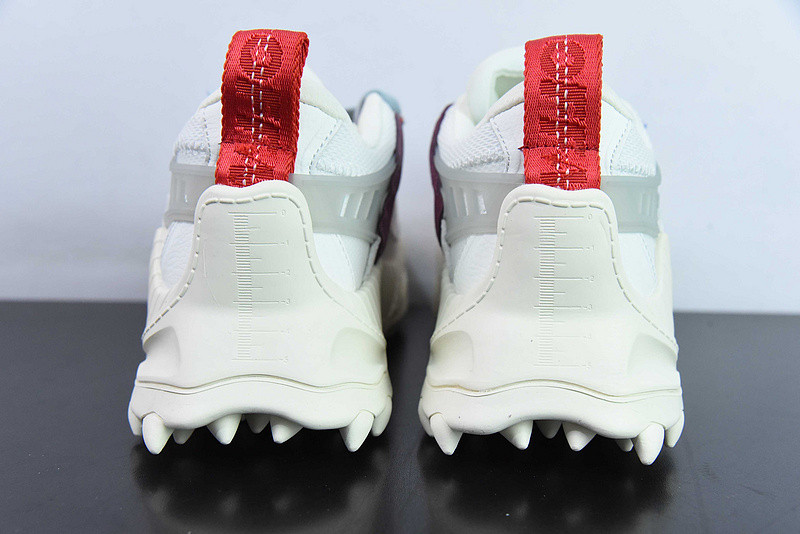OF C/O ODSY-1000 SNEAKER