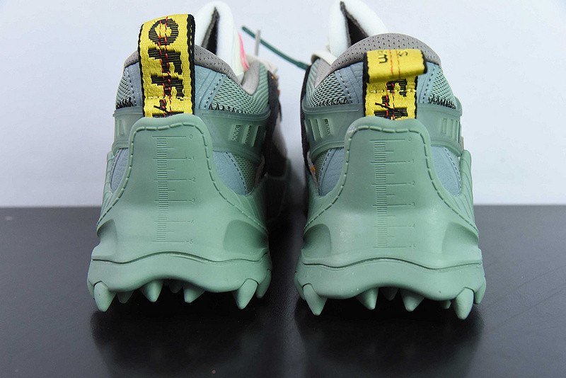 OF C/O ODSY-1000 SNEAKER