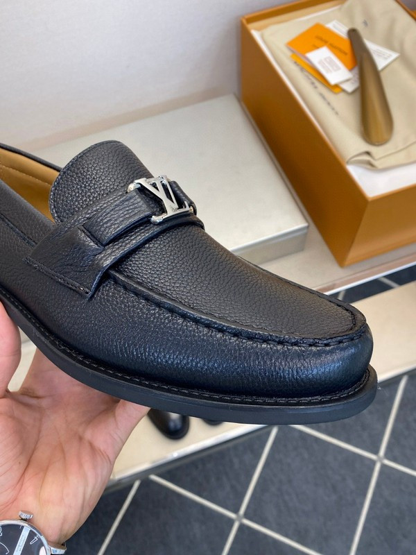 LVT shoes