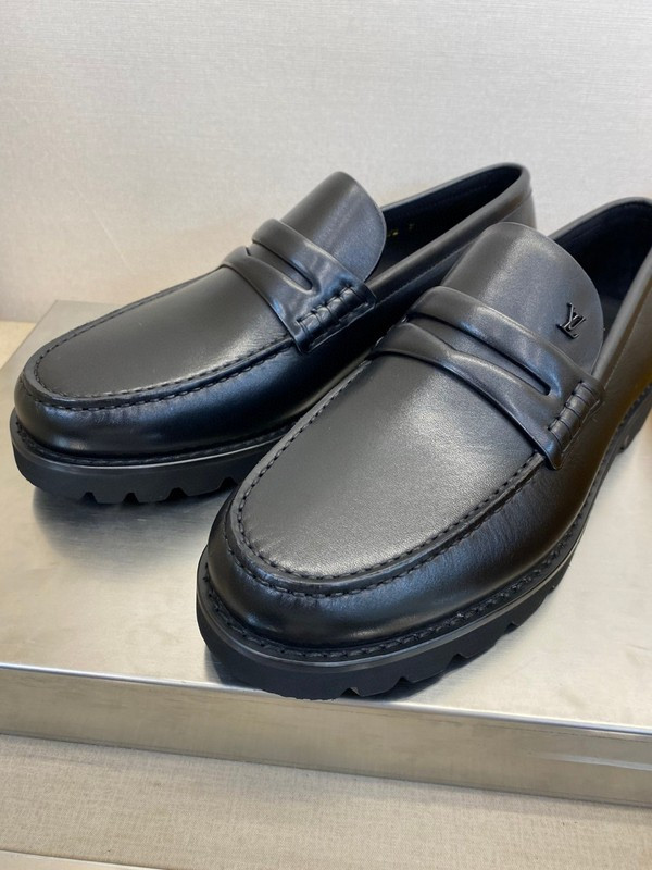 LVT shoes