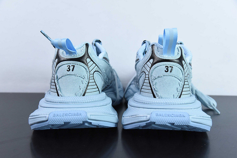 BC 3XL SNEAKER