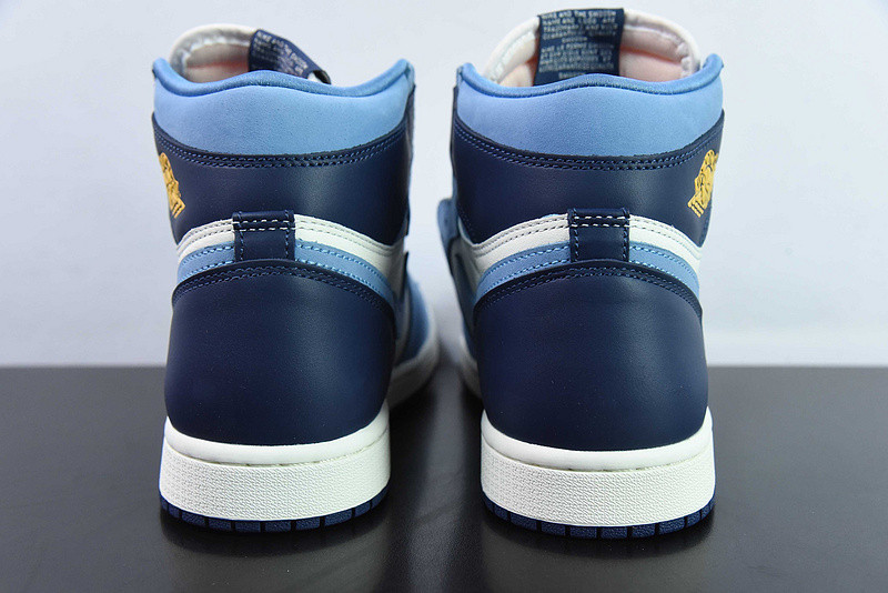 Air Jordan 1 High OG First in Flight FD2596-400