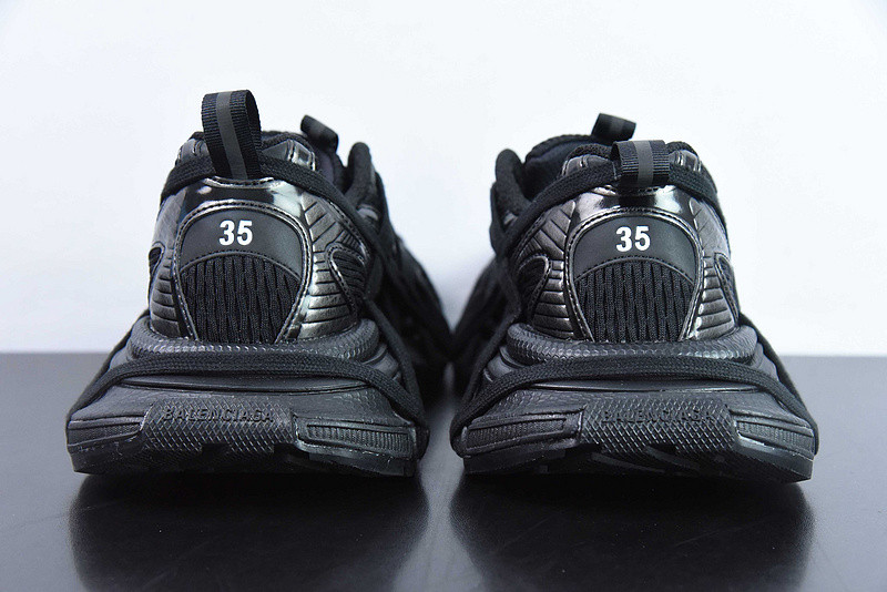 BC 3XL SNEAKER