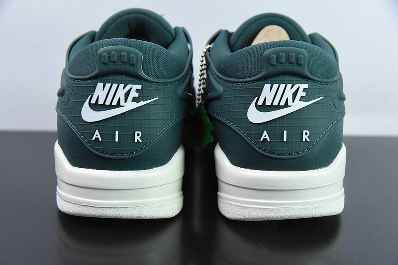 AIR JORDAN 4 RM “OXIDIZED GREEN” FQ7940-300
