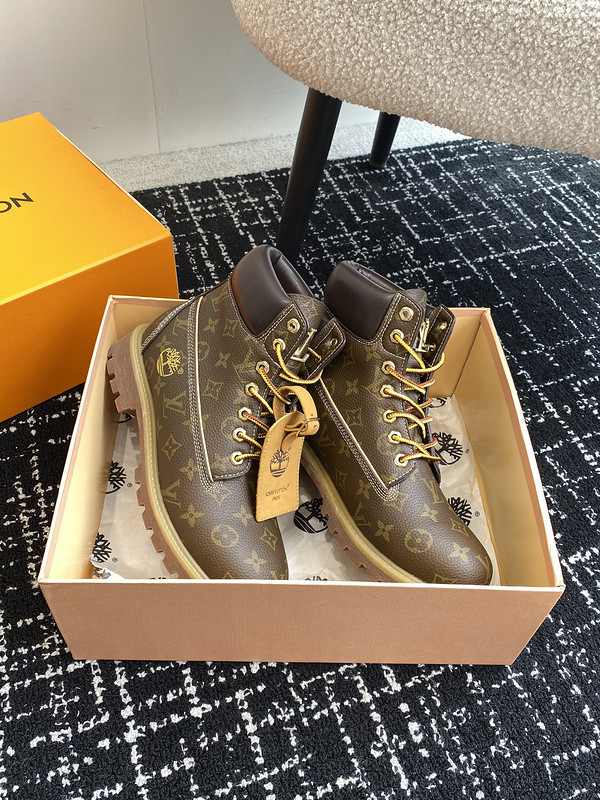LVT BOOTS