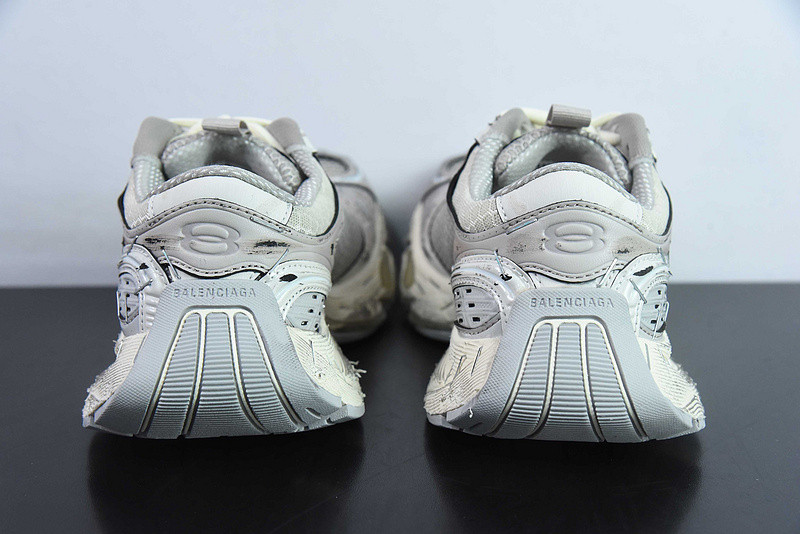 BC XL SNEAKERS