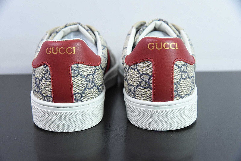 G*u*i sneaker
