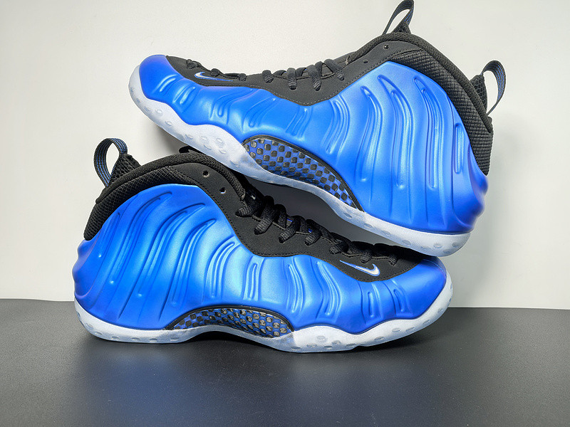 Nike Air Foamposite One “Royal” aka “International Blue”  FQ8181-511