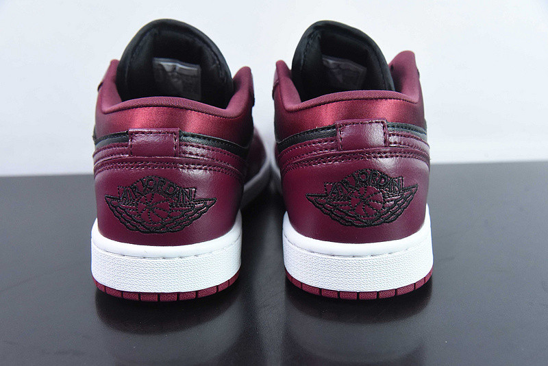 AIR JORDAN 1 LOW SE ‘DARK BEETROOT“ DB6491-600