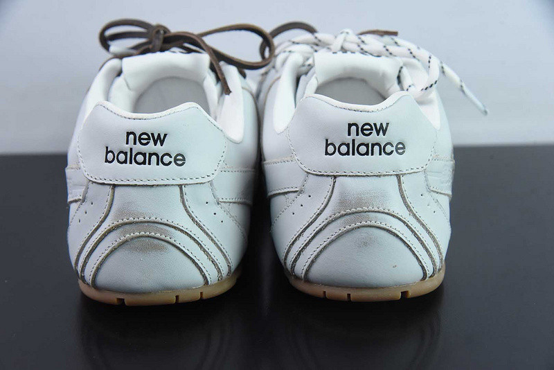 NEW BALANCE X MIUMIU SNEAKER