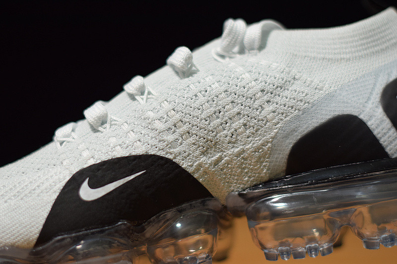 NIKE AIR VAPORMAX 2 WHITE BLACK 942842-103