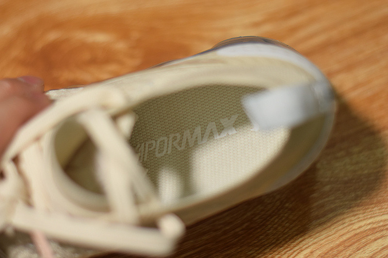 NIKE AIR VAPORMAX FLYKINIT 2 "LIGHT CREAM" 942843-201