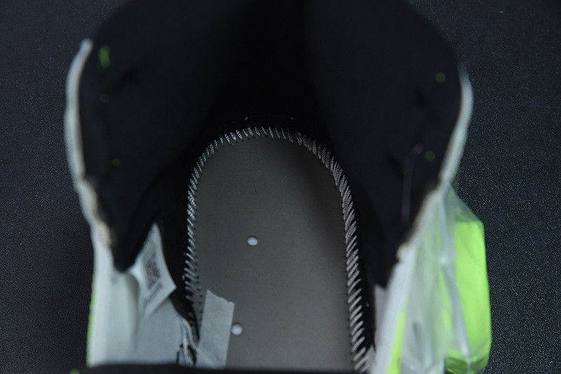 AIR JORDAN 1 HIGH OG “VISIONAIRE” 555088-702