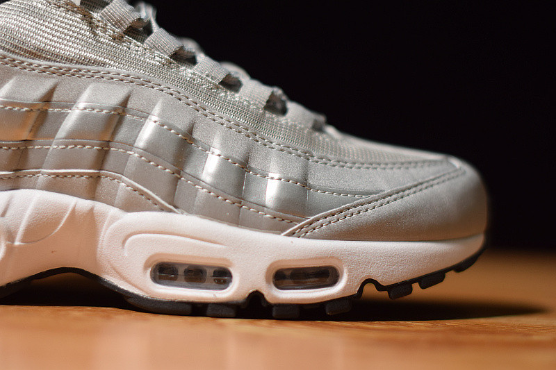NIKE AIR MAX 95 PREMIUM QS "SILVER BULLET" 918359-001