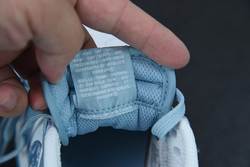 NIKE SB DUNK LOW “BLUE PAISLEY" DH4401-101