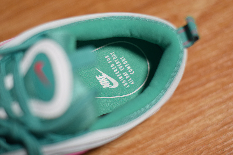 NIKE AIR MAX 97 SOHTH BEACH (GS) 921522-101