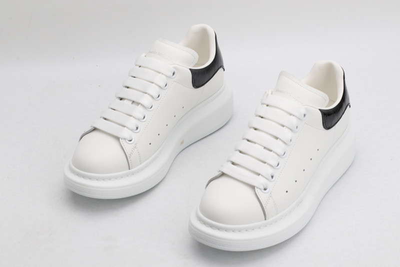 AlexER McEEN SNEAKERS