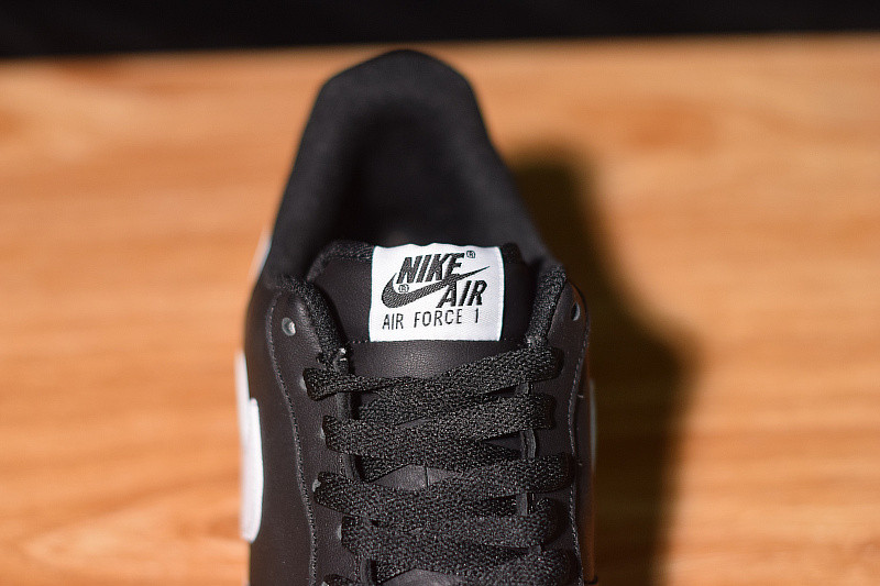 NIKE FORCE 1/Supreme /CDG "COMMES DES GARCONS" AR7623-001