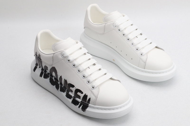 AlexER McEEN SNEAKERS