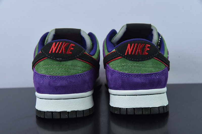 Otomo Katsuhiro x NIKE SB Dunk Low "Steamboy OST" ST1391--203