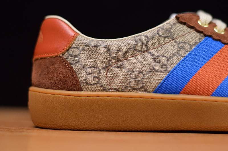 G*u*i jbg leather and suede