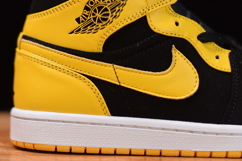 AIR JORDAN 1 MID "NEW LOVE 2017 RELEASE" 554724-035