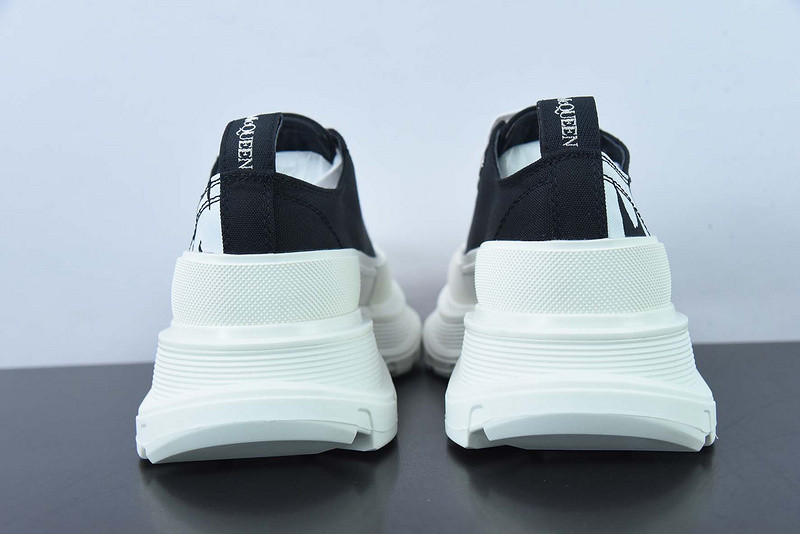 AlexER McEEN SNEAKERS