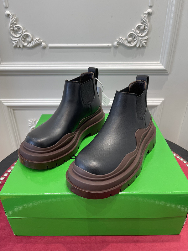 BOTTEGA VENETA SNEAKER