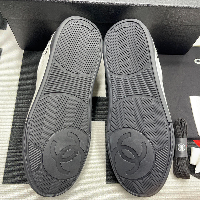 Chanel Sneaker