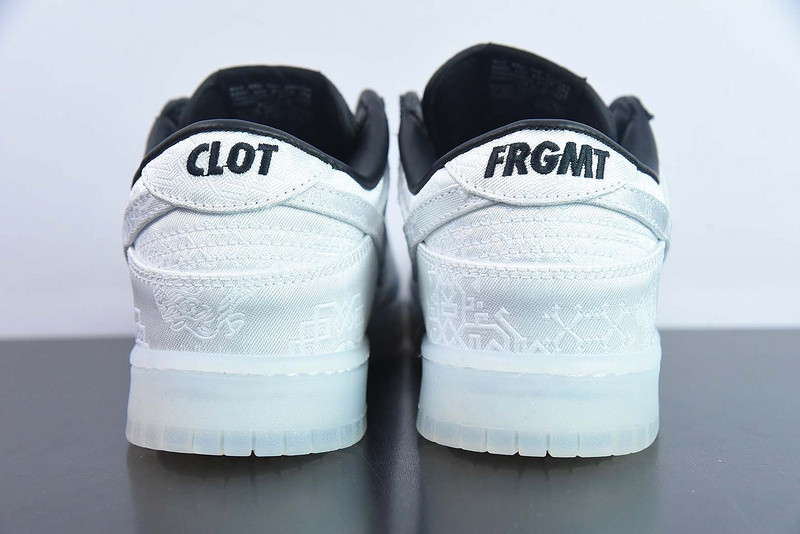 CLOT X FRAGMENT X NIKE DUNK LOW FN0315-110