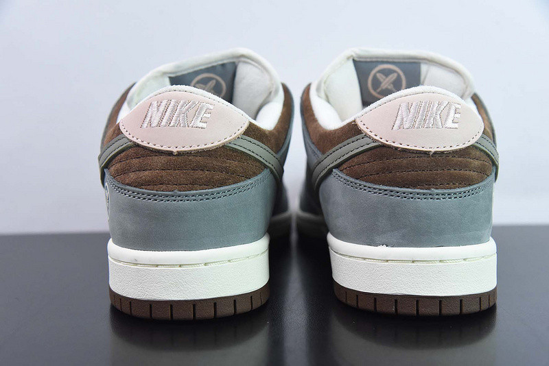 Yuto Horigome x Nike SB Dunk Low FQ1180-001